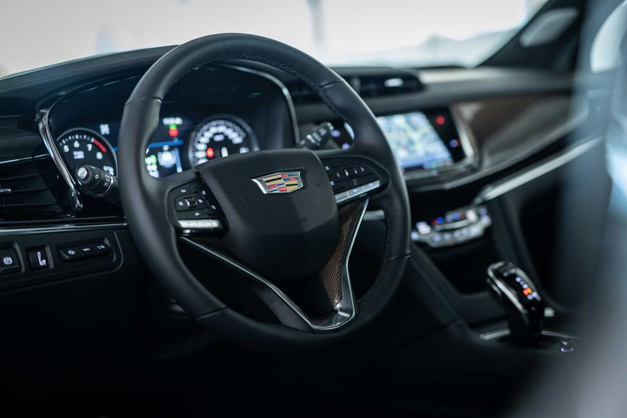 Торпедо Cadillac XT6 2020 года  (JP) (фото 6 из 20)